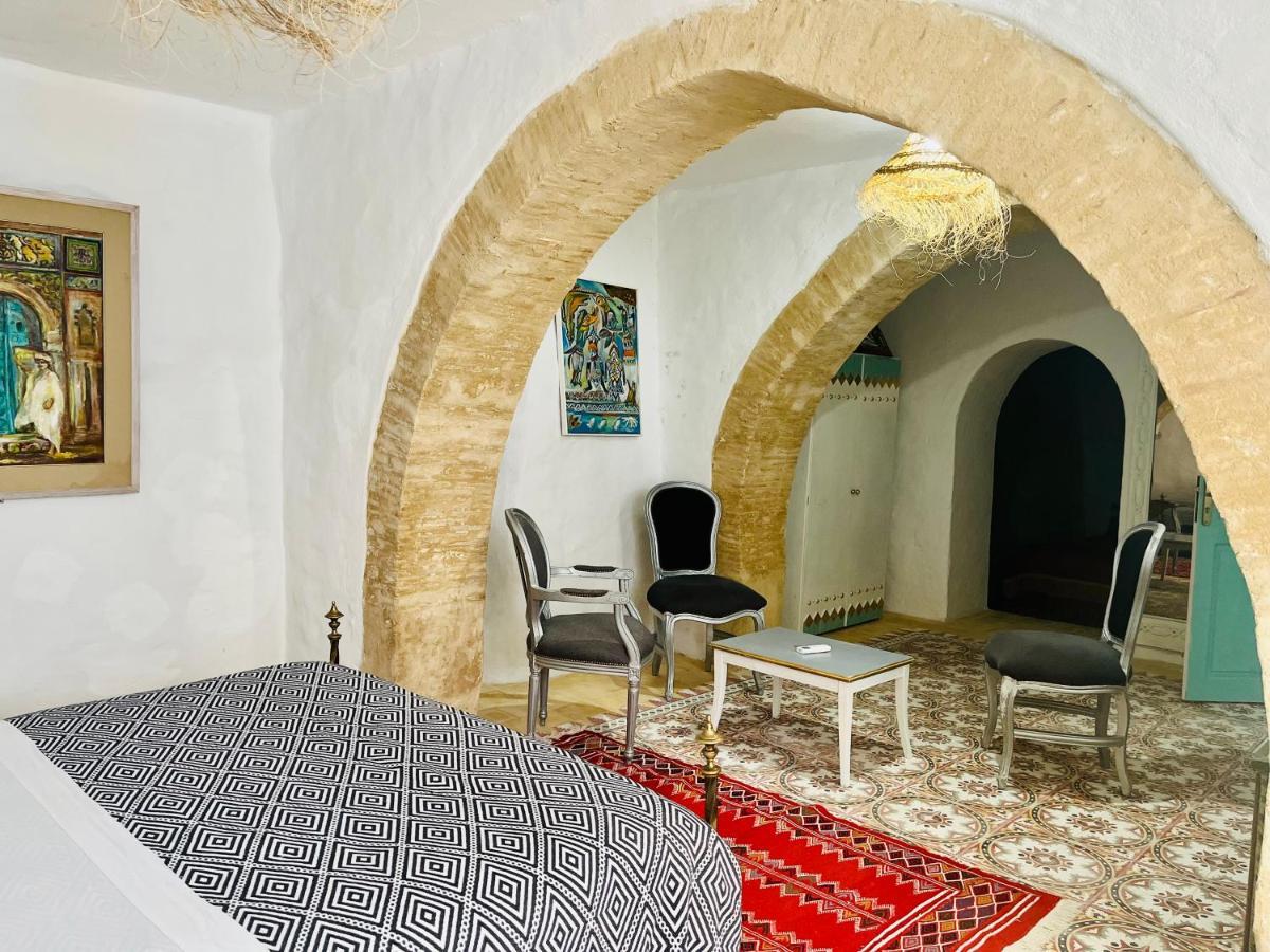 Dar Lekbira Boutique
